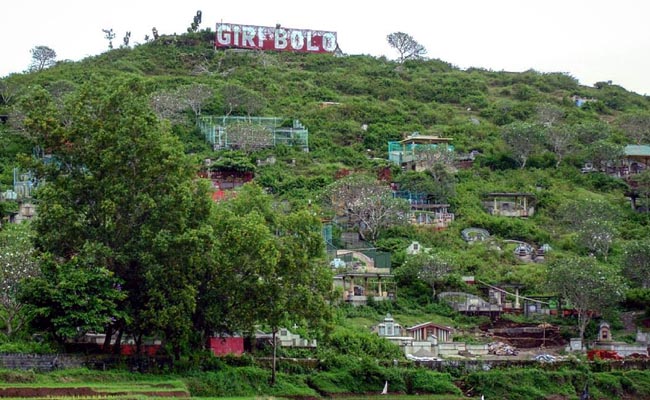 Polemik Makam Gunung Bolo Jadi Tempat Wisata dan Dugaan Pungli