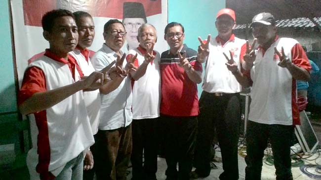 Relawan Kec. Besuki bersama pasangan SAHTO