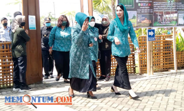 Desa Kendalbulur Tulungagung Masuk 10 Besar Lomba, Ketua TP PKK Provinsi Jatim Puji Layanan Terintegrasi