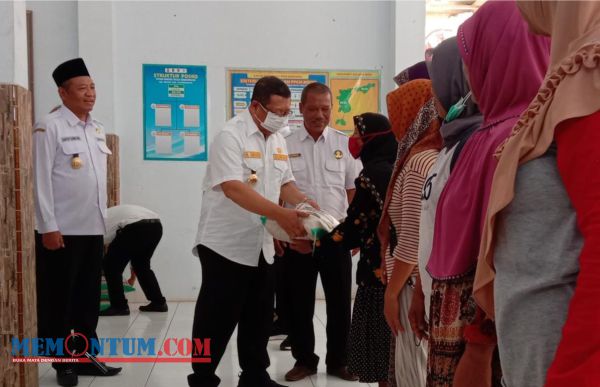 Puluhan Warga Terdampak Banjir Keboireng Tulungagung Digelontor Bantuan Beras